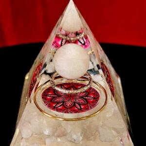 Pyramide Orgone Quartz Rose et Fleur Mandala